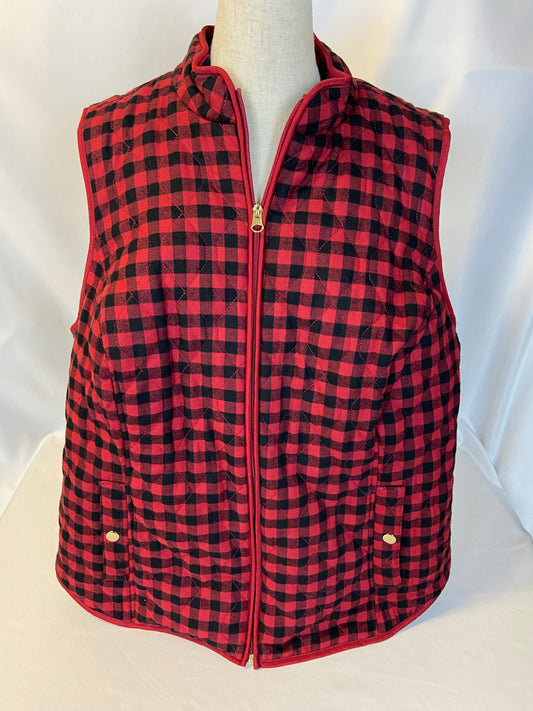 Croft & Barrow Size 1X Women's Red and Black Quilted Vest.