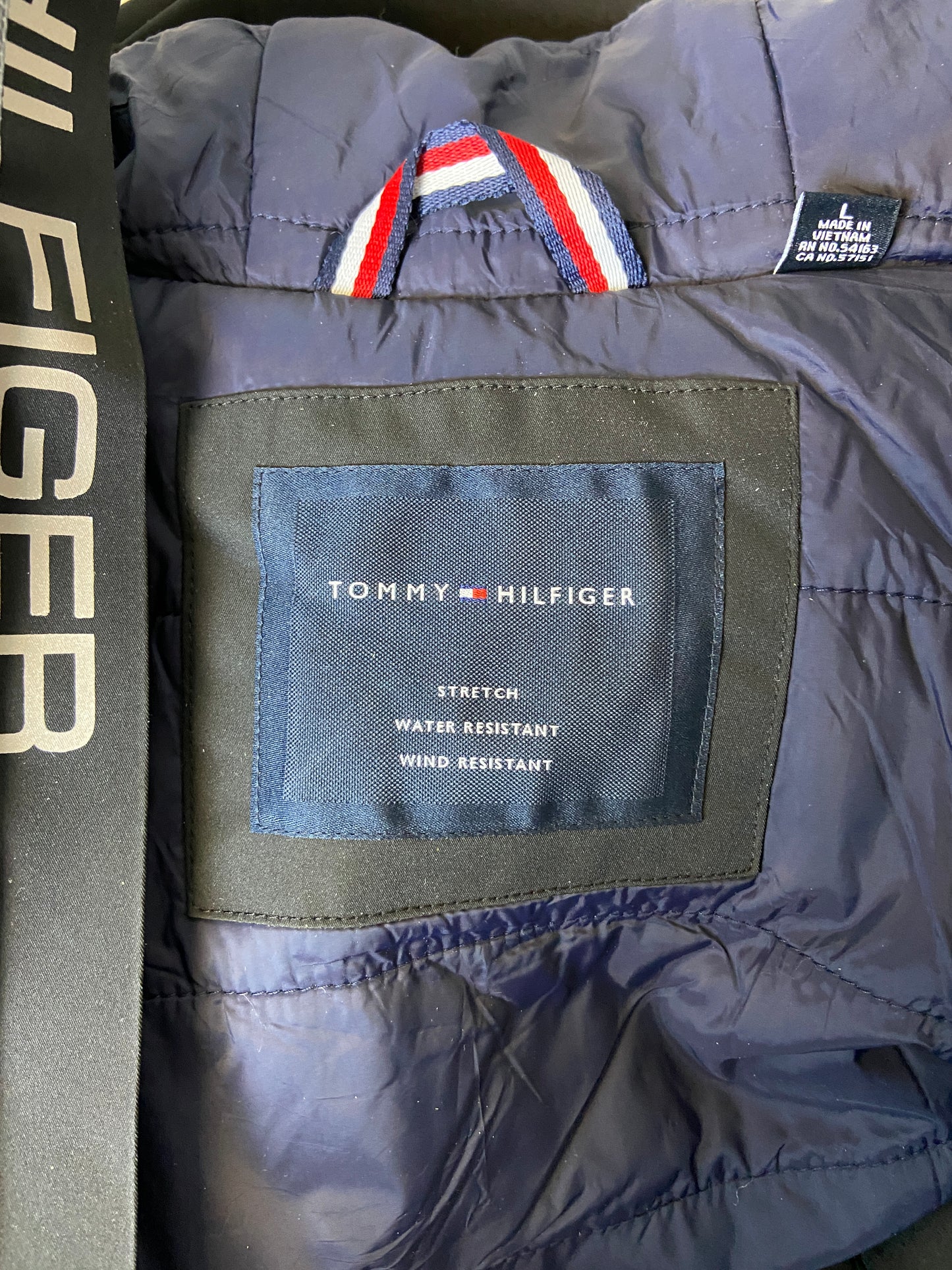 Tommy Hilfiger Black Size L Water Resistant Jacket NWT