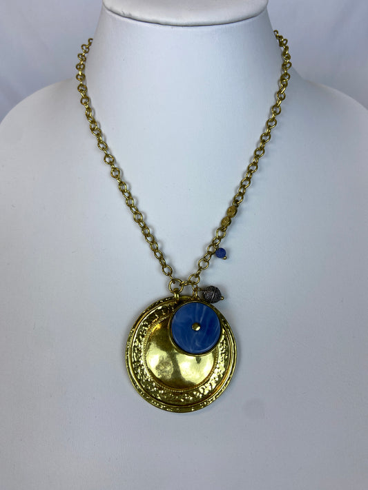 Chico's Janet Blue and Goldtone Short Pendant Necklace NWT