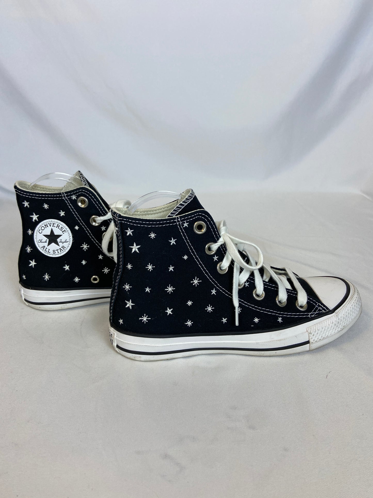 Converse Size 6 Black & White Chuck Taylor All Star Crystal Energy High Top Sneakers